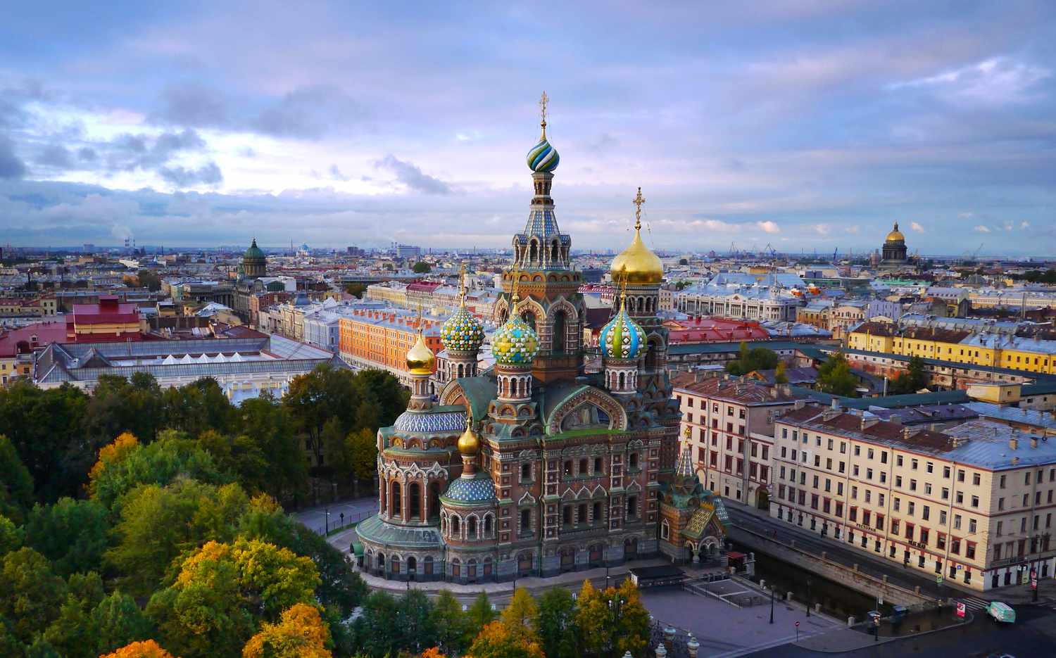 ST. PETERSBURG BEYAZ GECELER